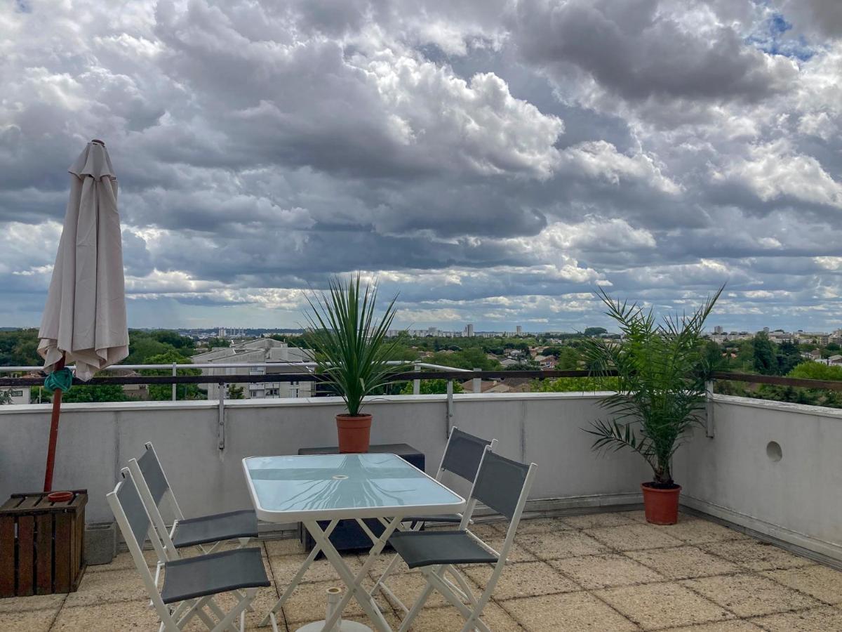 Proche Bordeaux Appartement 75 M2 Rooftop Bruges Luaran gambar